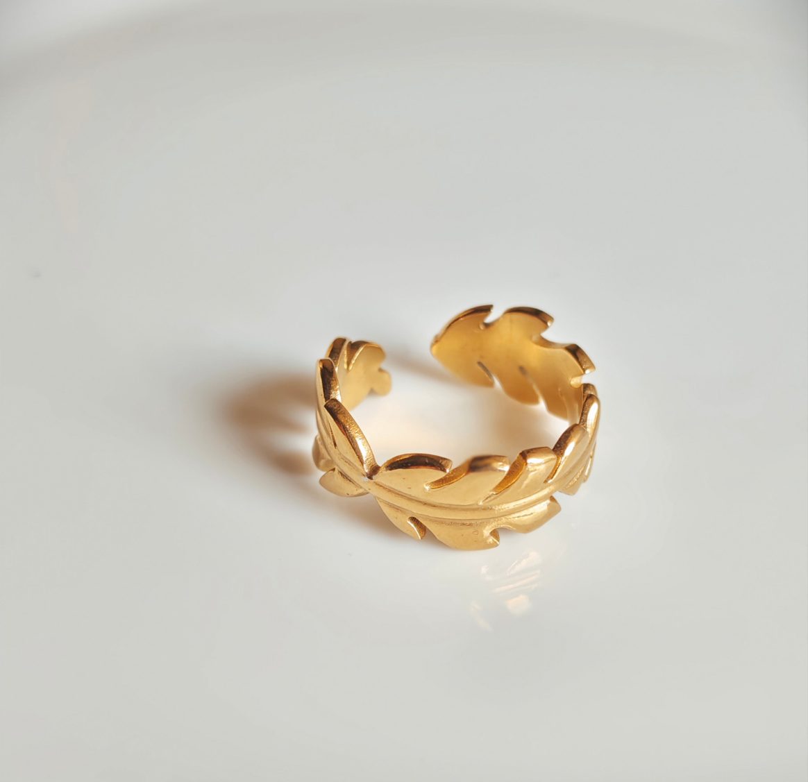 Adjustable Leaf Ring