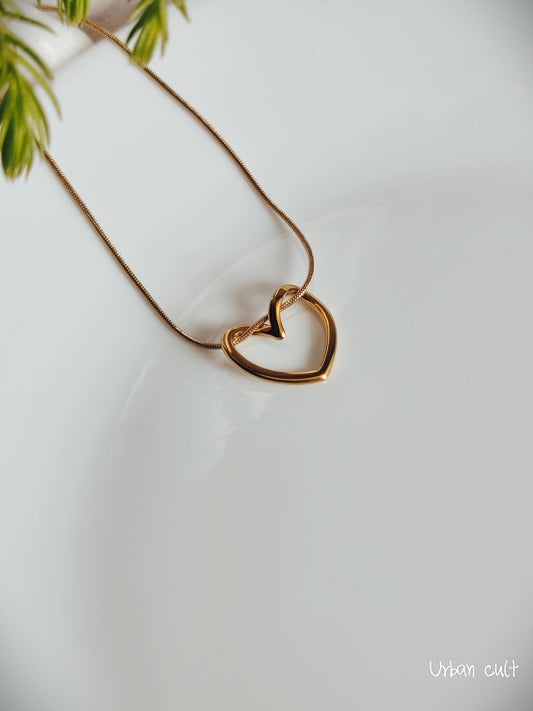 Knot Heart Necklace