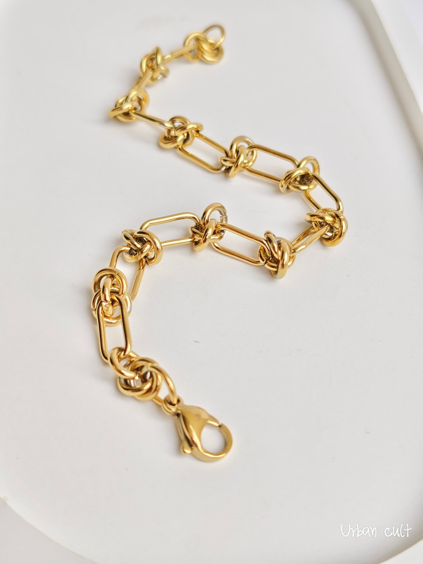 Gold link Chain Braclet