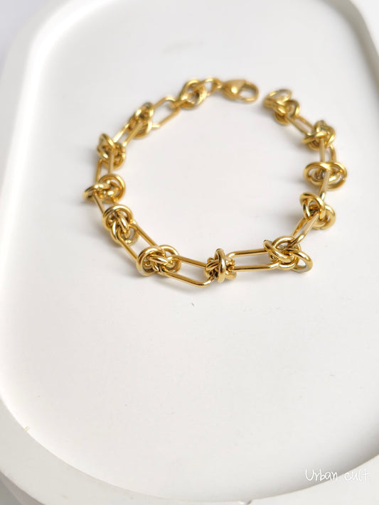 Gold link Chain Braclet