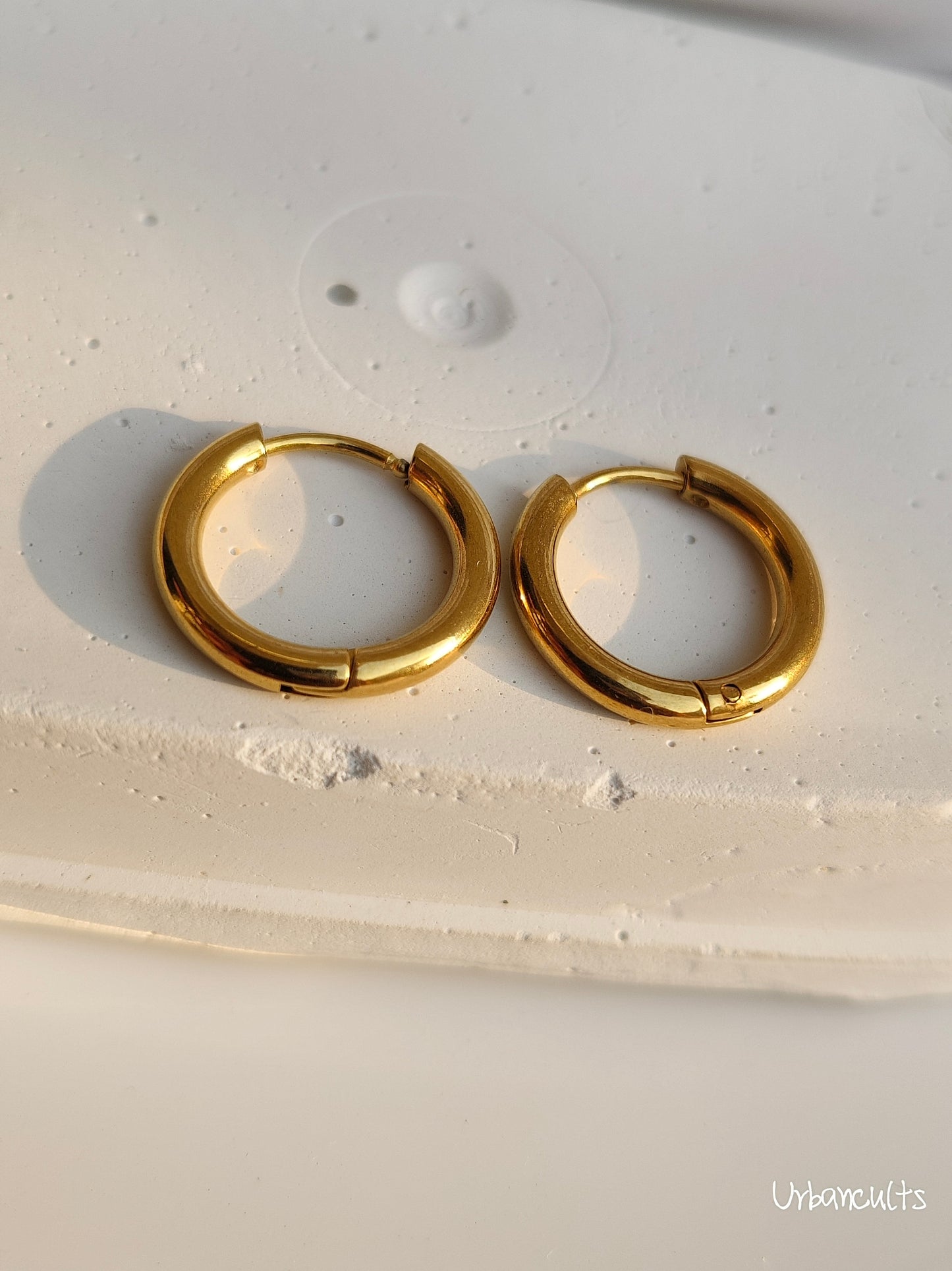 Classic Gold Hoops