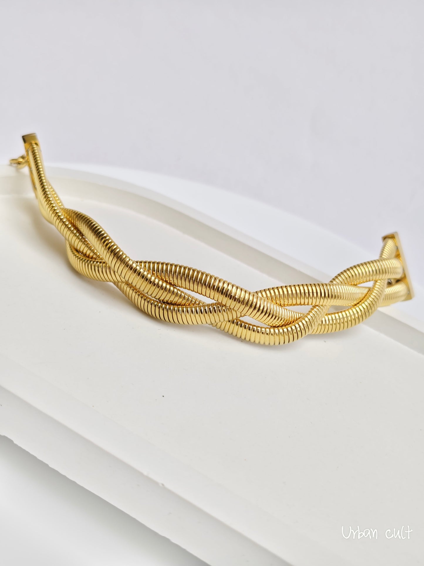 Luxe Spiral Cuff