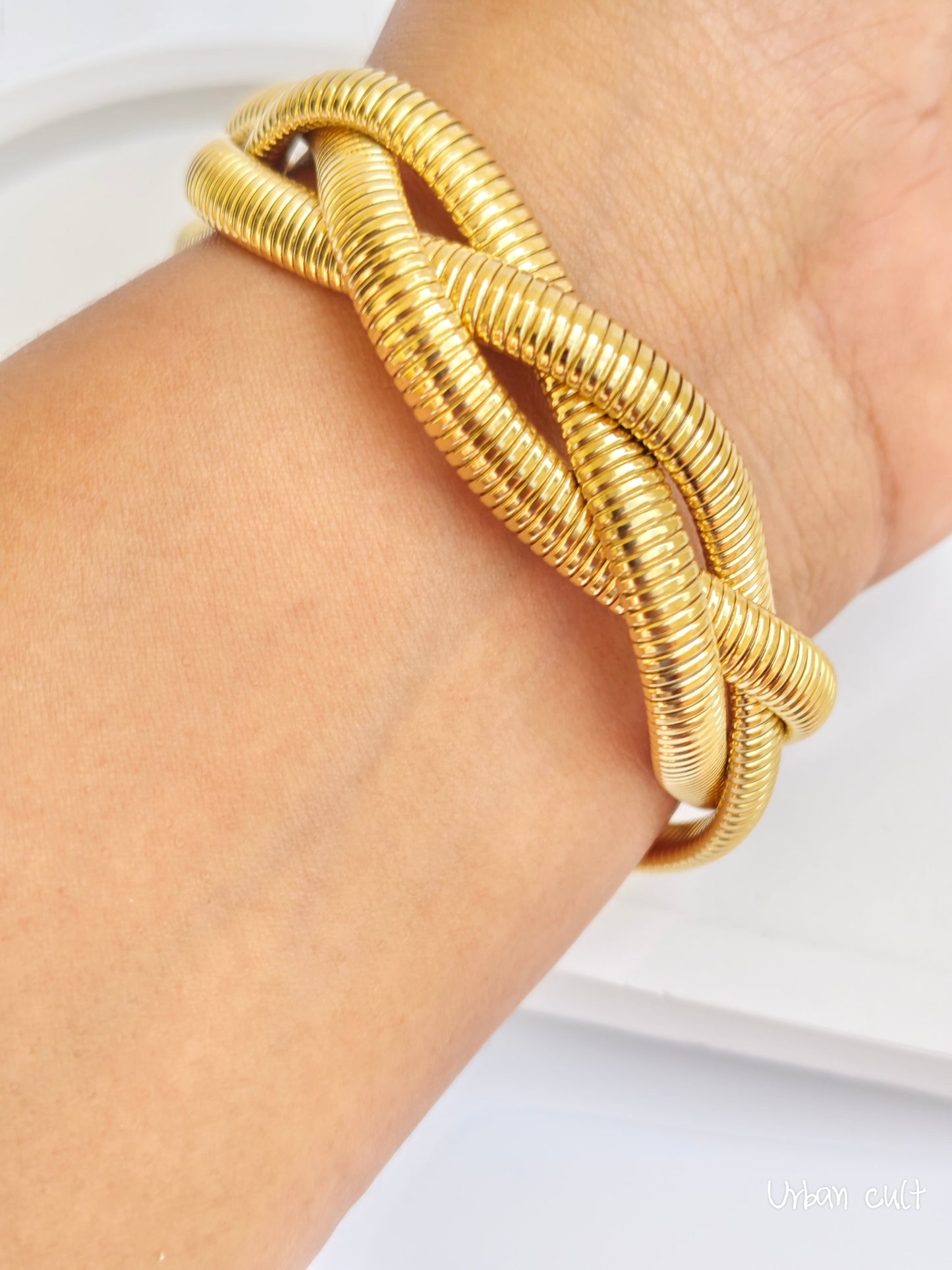 Luxe Spiral Cuff